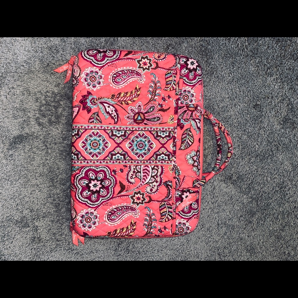 Hard laptop case